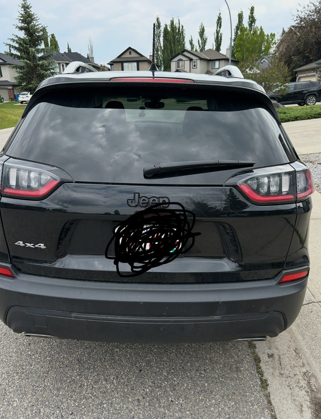 2021 Jeep Cherokee in Cars & Trucks in Calgary - Image 4