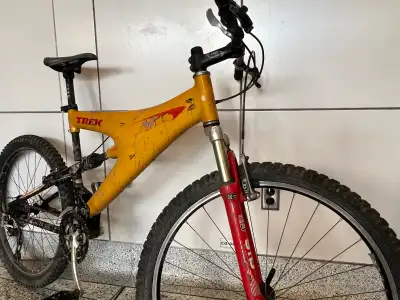 TREK Y11 Carbon Mountain Bike RENTAL. SID XT MAVIC Eagle, View more