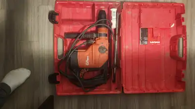 hilti te 60 hammer drill bits /chissells/case 875 cash, View more