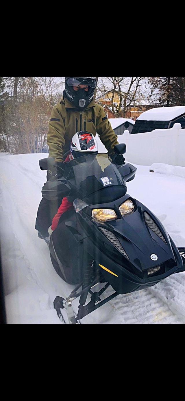 2004 skidoo rev GSX 500SS and trailer Snowmobiles Barrie Kijiji