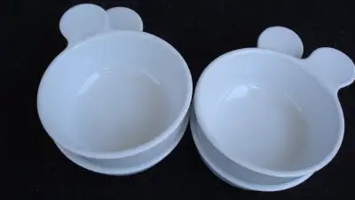 4 vintage Corning grab it bowls, View more
