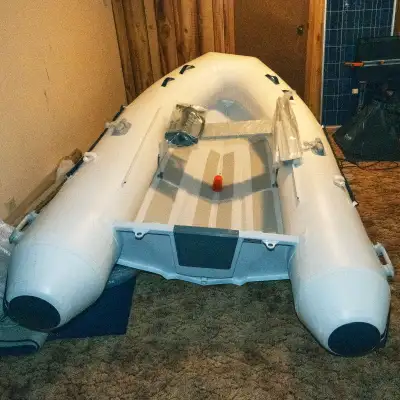 New Quick Silver Dingy 290 Rated for 15Hp