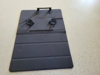 À VENDRE ÉTUI POUR TABLETTES, View more