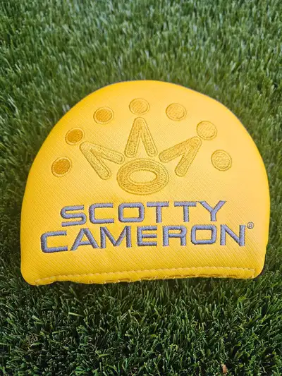 Scotty Cameron  phantom putter headcover, View more