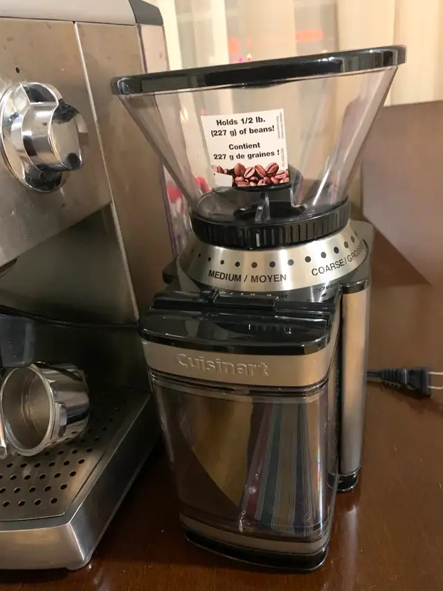 Classic 15bar semi-automatic espresso machine+grinder LIKE NEW!63234604628993122
