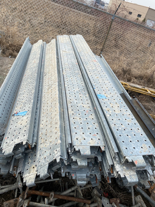10' Scaffolding platforms in Ladders & Scaffolding in Hamilton - Image 4