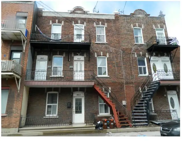 5.5 Rénové qualité condo terrasse, thermopompe,tourbillom