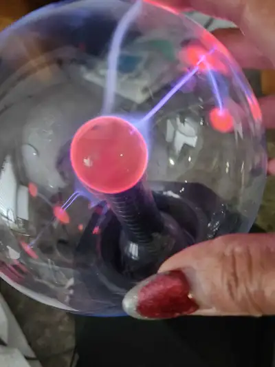 Interactive Plasma Globe Lamp - 9" Tall - Working Condition, View more