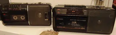 Cassete Tape player/ Radio Sony, Citizen, GE Walkman, View more