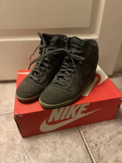 Nike Dunk Sky Hi Print size 8.5, View more