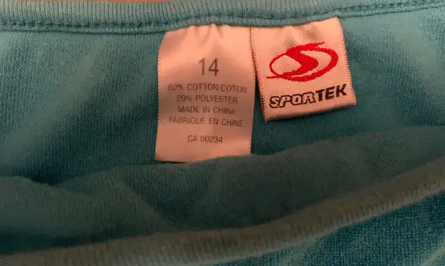 Girls Terry Beach Skirts Youth Size 14 in Kids & Youth in Victoria - Image 3