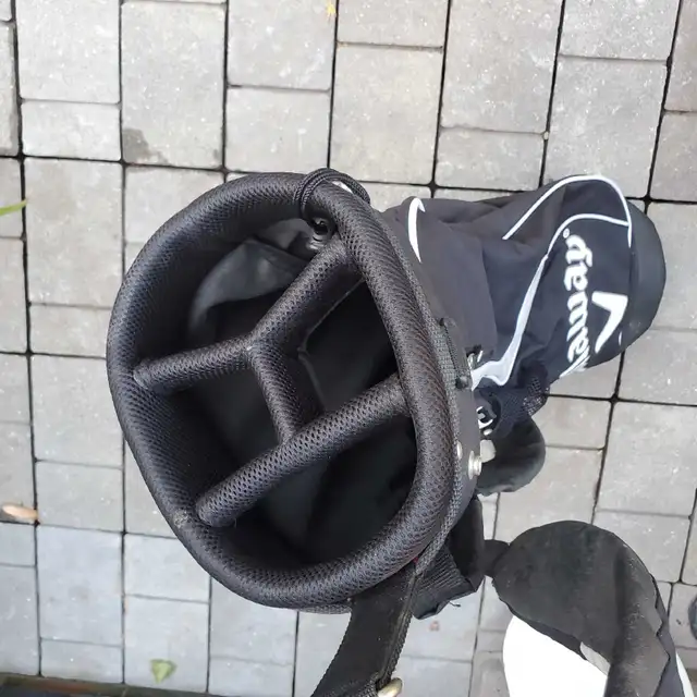 CALLAWAY Sunday Golf Bag with Backpack Straps  in Golf in Barrie - Image 4