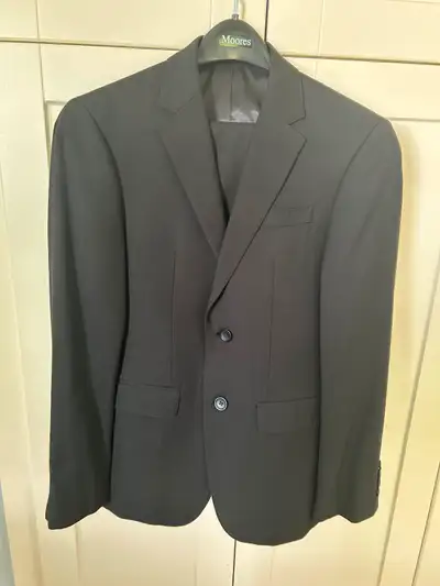 Extreme slim fit Black suit Pick up Balgonie or meet in Regina.