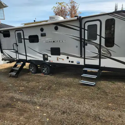 I'm selling a used 2021 Jayco Whitehawk travel trailer, perfect for your next adventure. A very spac...