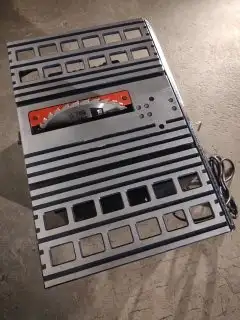 Mastercraft 10 inch Table Saw in Power Tools in Calgary - Image 5