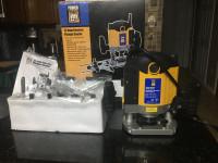 For sale Powerfist 15 amp Electric Plunge Router