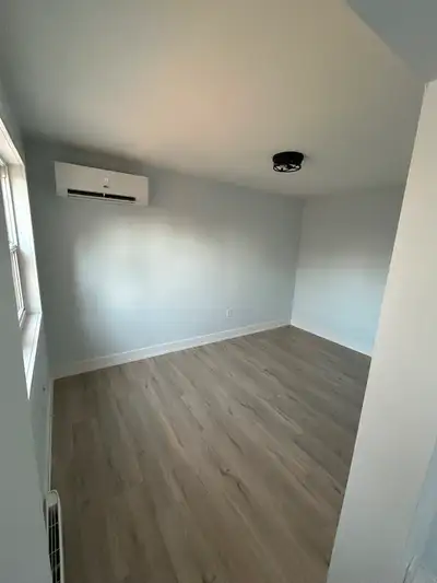 One bedroom apartment suitable for single person. Apartment is on the ground level with private entr...