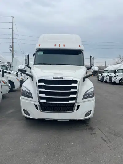 ##One year experience minimum ## Single and team Runs Hiring az team driver for US/canada Runs for c...