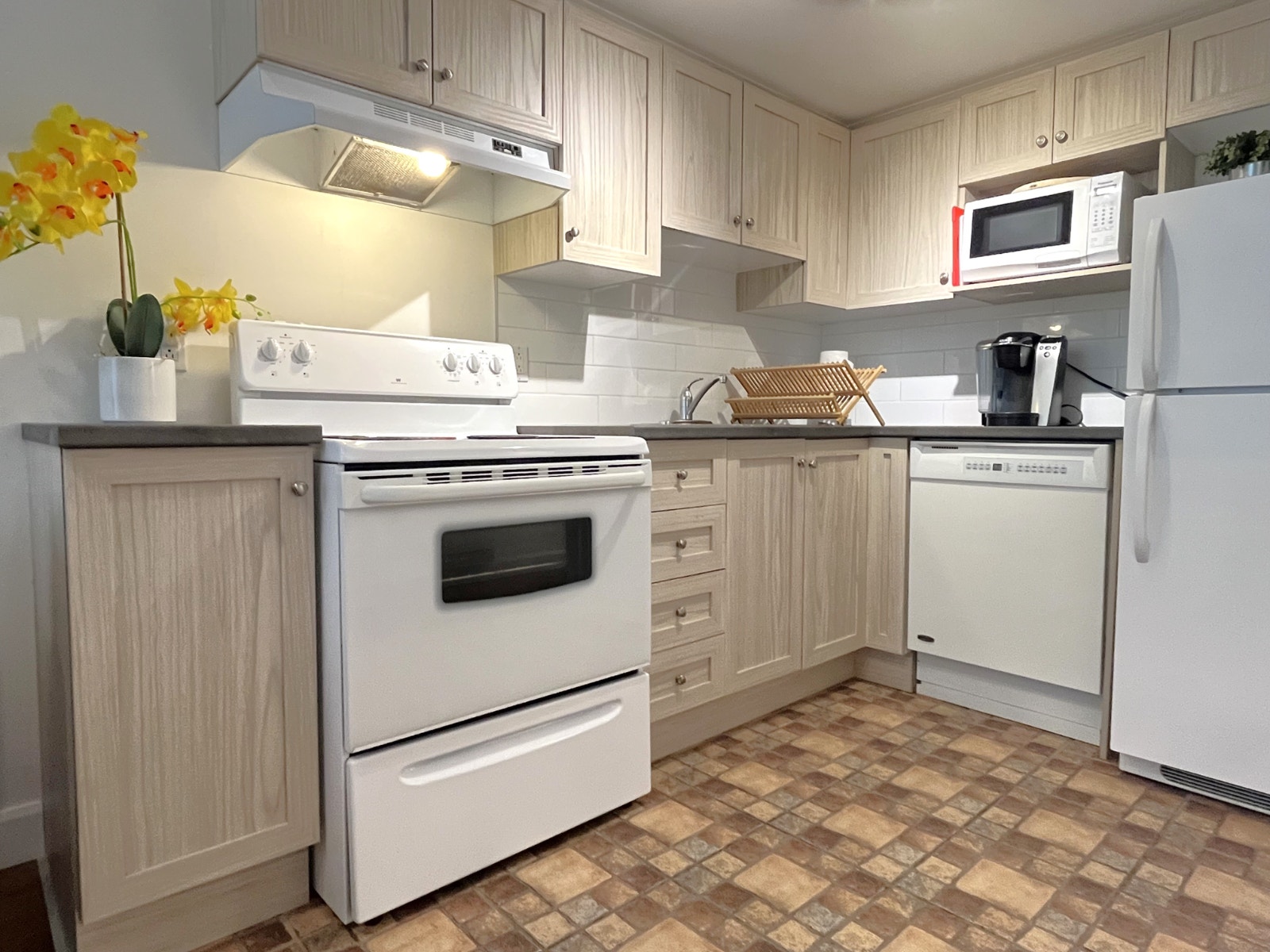 8472 Rue Ontario E — photo 3