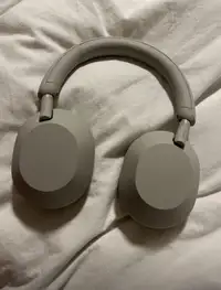 TRADE Sony WH-1000XM5’s for Airpods Max