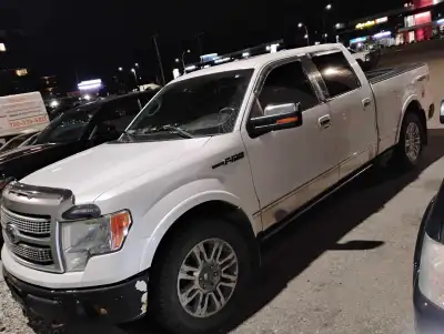 Runs and drives good first 6500 takes it my daily driver nothing wrong with it new tires aftermarket...