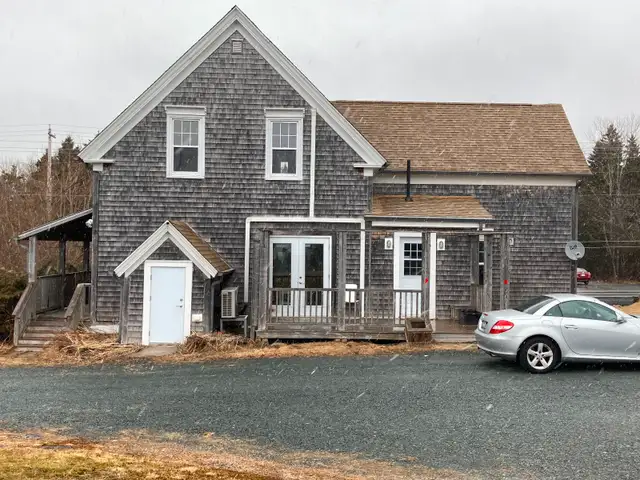 Large Room For Rent in Room Rentals & Roommates in Dartmouth - Image 2