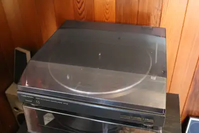 AudioTechnica AT-PL50 Full Automatic Turntable, View more