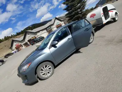 Under 700 lbs., tow with a quad, side by side, or car! (We used a Mazda3) Excellent condition. 7-pin...