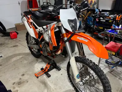 2015 KTM 350 EXCF Bike is blue plated 138 hours 5,450 Km on Odometer Top end done winter of 2024-25...