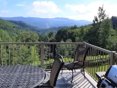 Spacieux chalet Mont-Tremblant, 4 chambres, 2 sdb, View more