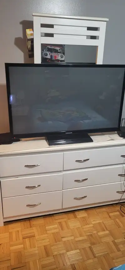 *** SAMSUNG 50" T.V *** (No Smart), View more