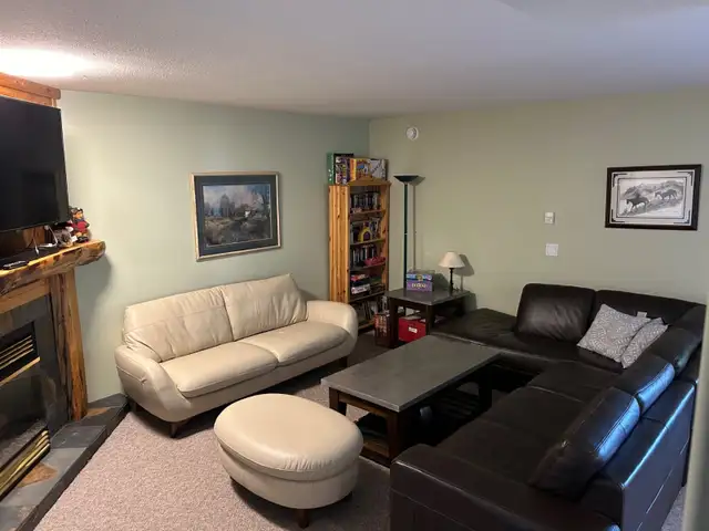 3 Bedroom walkout at Castle Mountain Resort for rent in Alberta in Canada - Image 4