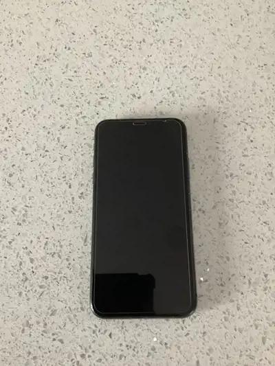 Apple IPhone X in like new condition with 100% Maximum Battery capacity 64GB.