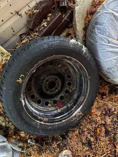 Selling a set of 4 used winter tires on rims. Tire Size: 205/60R16 96H XL (Extra Load) DOT 15W Wheel...