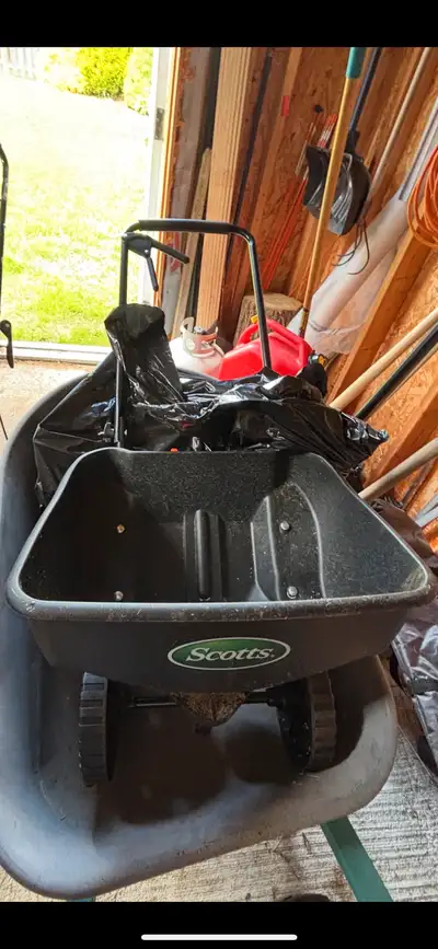 Scotts Turf Builder Plastic Broadcast Spreader - Black, View more