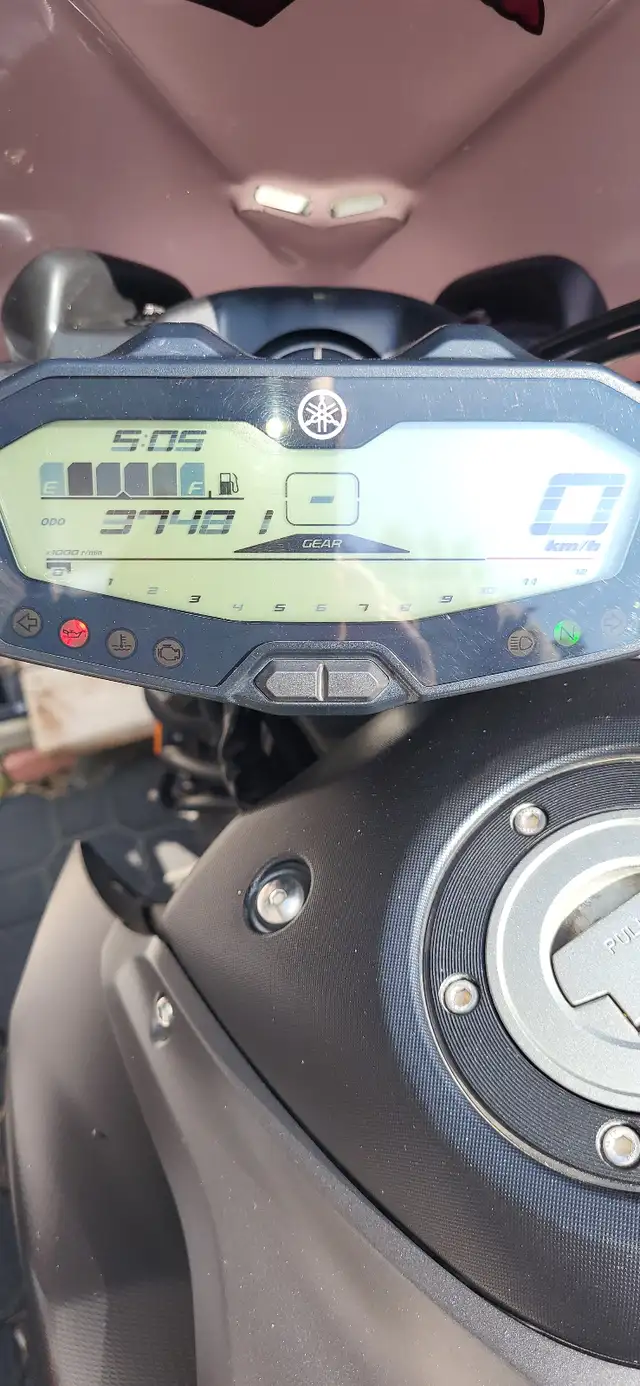 2015 Yamaha FZ-07 in Sport Touring in Moose Jaw - Image 6