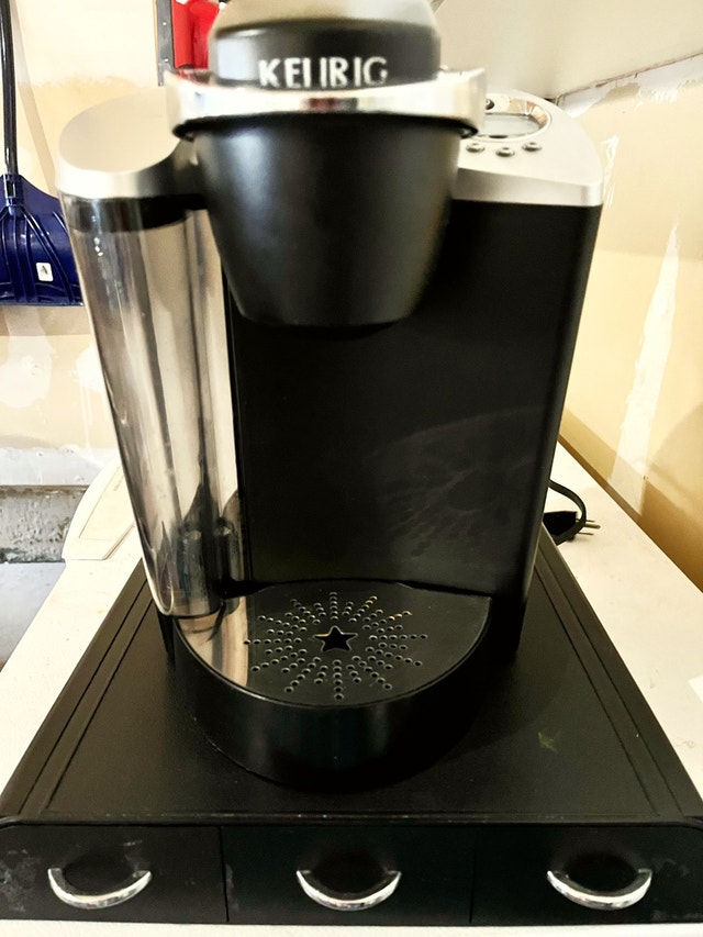 Keurig KClassic Coffee Maker KCup Pod, Single Serve, Black Coffee