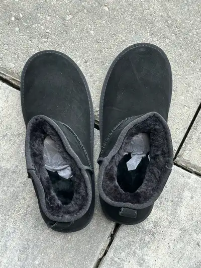 Bruno Marc fluffy fur slip ons mens size 8, View more
