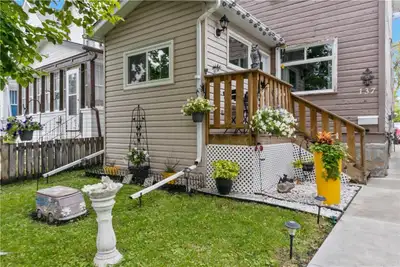 1 BEDROOM APARTMENT Furnished •Kitchen •Bathroom •Bedroom •Living Room ( note: In the photos the roo...