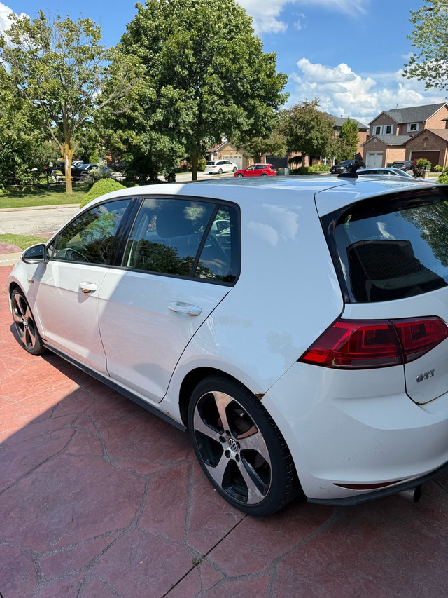 Volkswagen Golf GTI in Cars & Trucks in Mississauga / Peel Region - Image 2