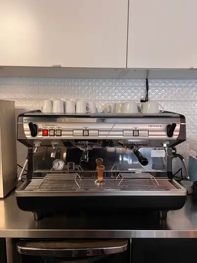 simonelli espresso machine in All Categories in Canada