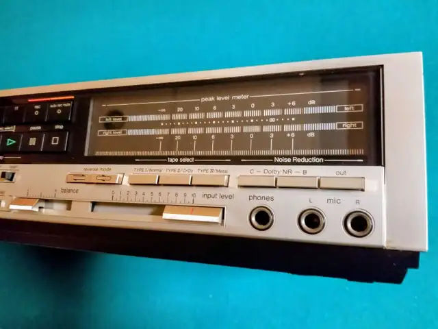 TECHNICS CASSETTE PLAYER 415732599714621449