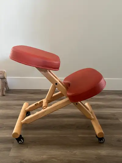 Ergonomic kneeling chair, View more