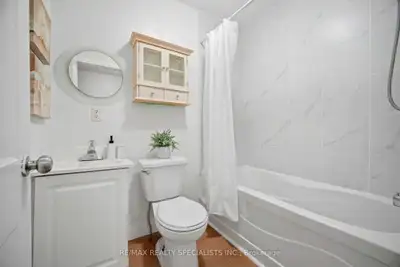 Single mature man looking for a clean, respectful and employed room mate. Utilities included, laundr...
