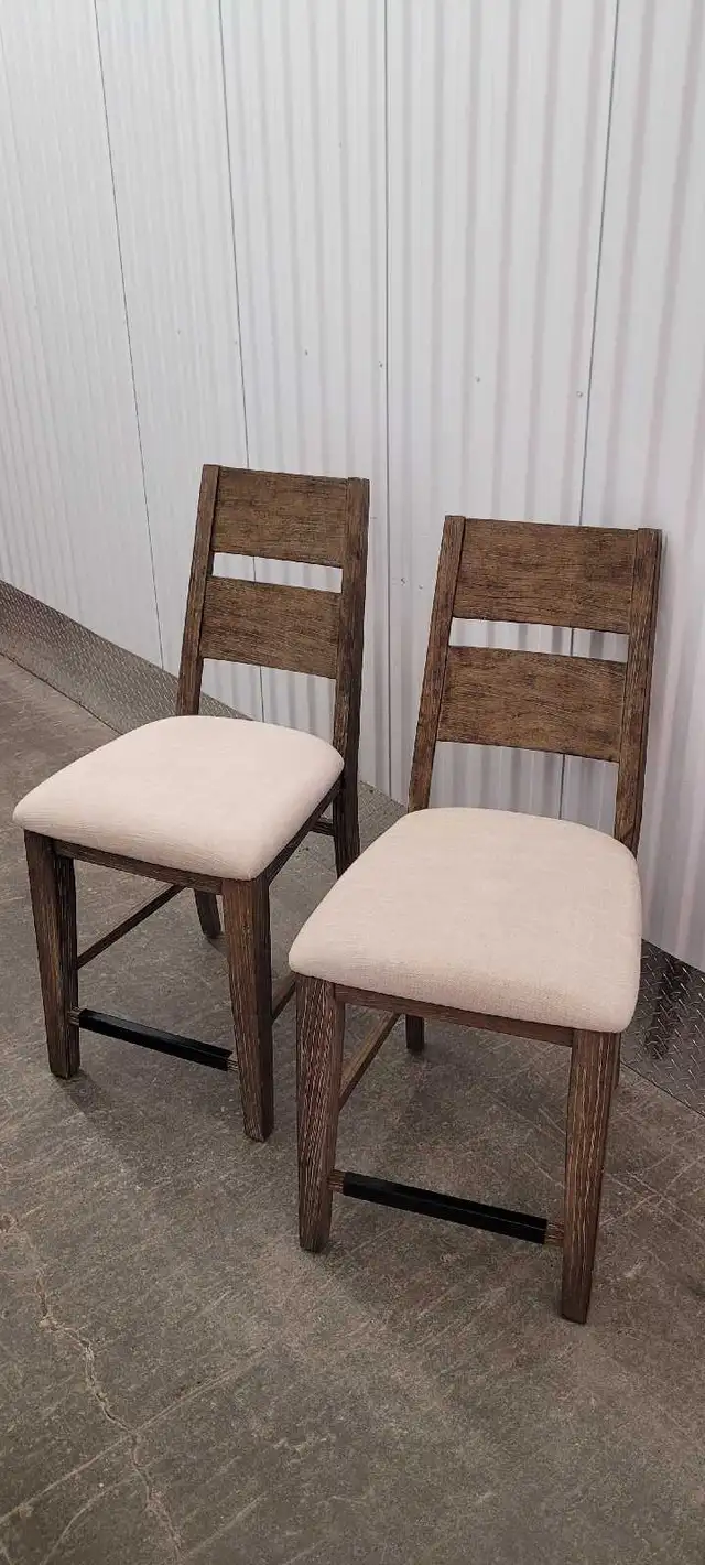 Counter Height Bar Stools  in Chairs & Recliners in Markham / York Region - Image 3