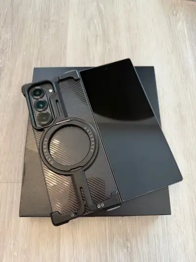 NEW Samsung Galaxy Z Fold 6 256GB & Unlocked!, View more