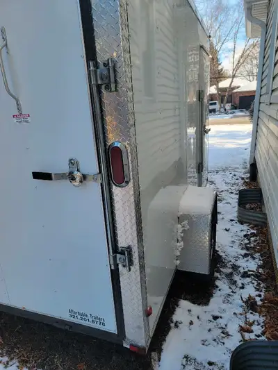 I have for Sale a 2018 cargo trailer. 6x10 with brand new wheels and tires (alum mags ) It's in perf...