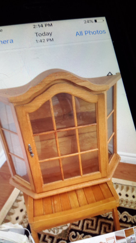 2 shelved Wall mounted oak cùrio cabinet in Hutches & Display Cabinets in Muskoka