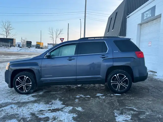 GMC Terrain 2013 V6 AWD in Cars & Trucks in Saskatoon - Image 6