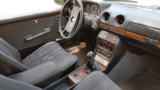 1984 Mercedes W123 230CE in Classic Cars in Bedford - Image 4